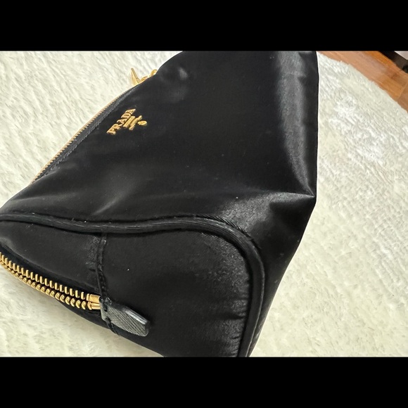 Used Prada Cosmetics bag wristlet - Picture 4 of 5